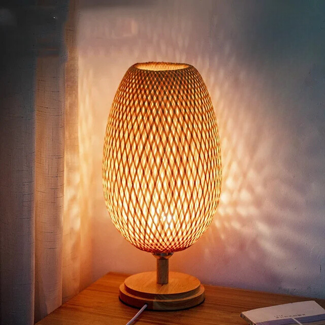 Vintage Bamboo Accent Table Lamp