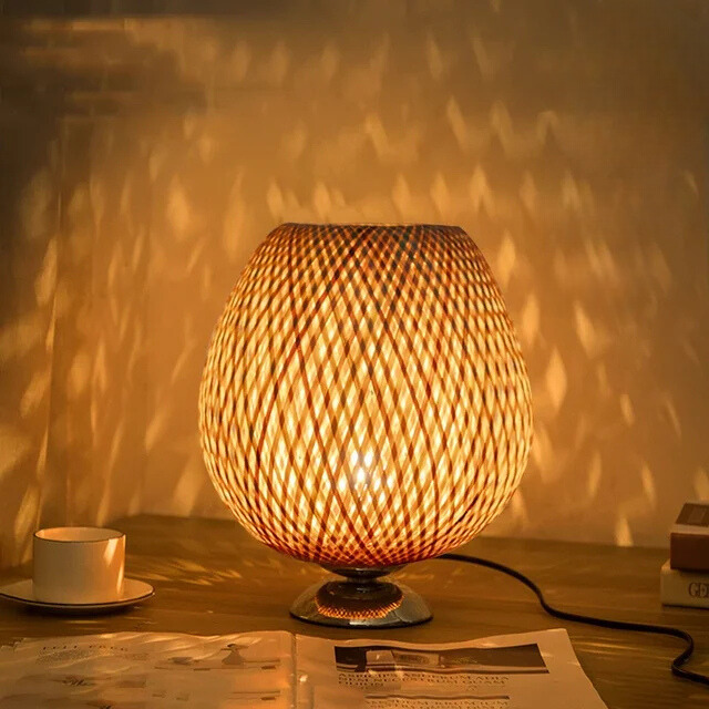 Vintage Bamboo Accent Table Lamp