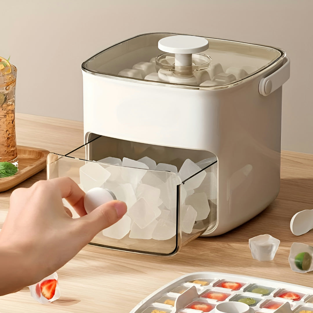 Compact Manual Ice Cube Maker