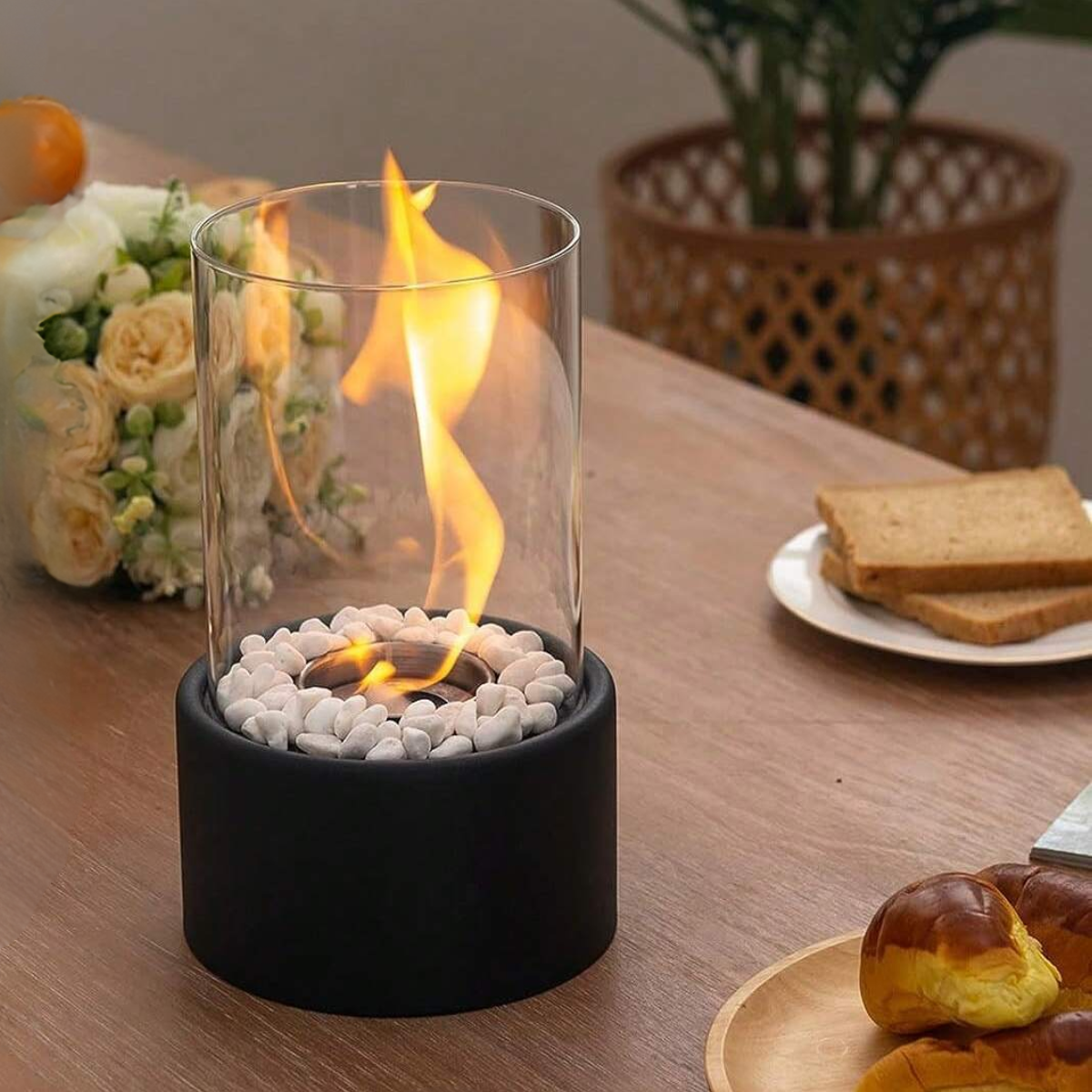Long-Burning Flame Oil Table Lamp