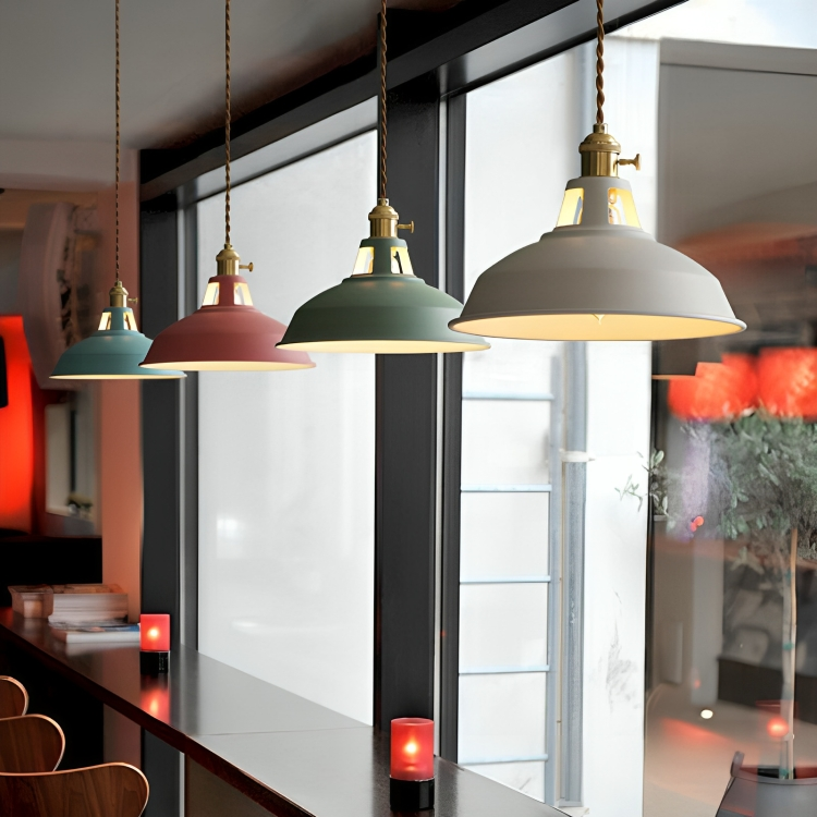 Single-Bulb Industrial Metal Pendant Light for Dining Spaces