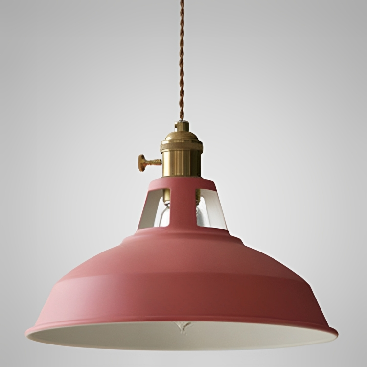 Single-Bulb Industrial Metal Pendant Light for Dining Spaces