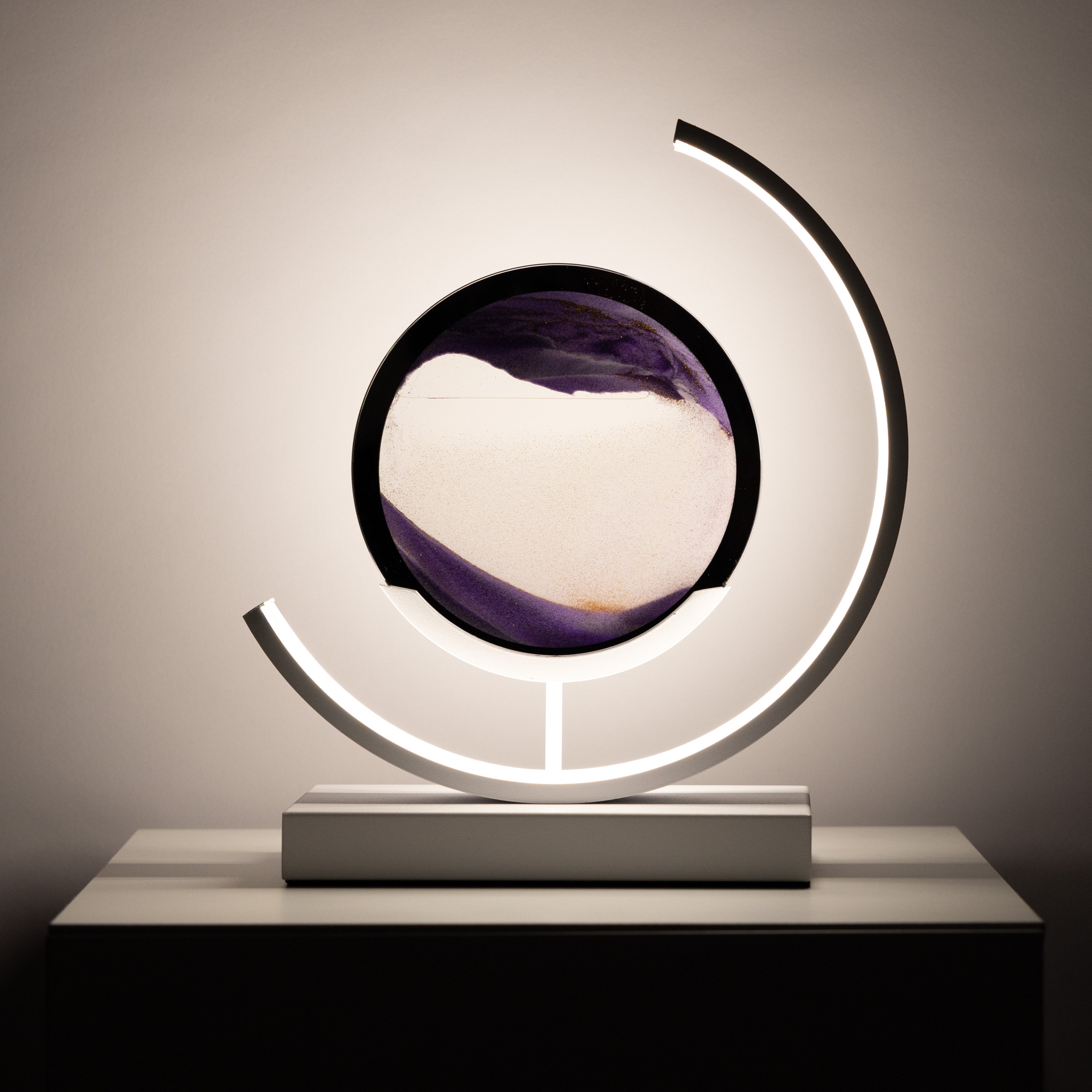 Minimalist Hourglass-Shaped Accent Table Lamp