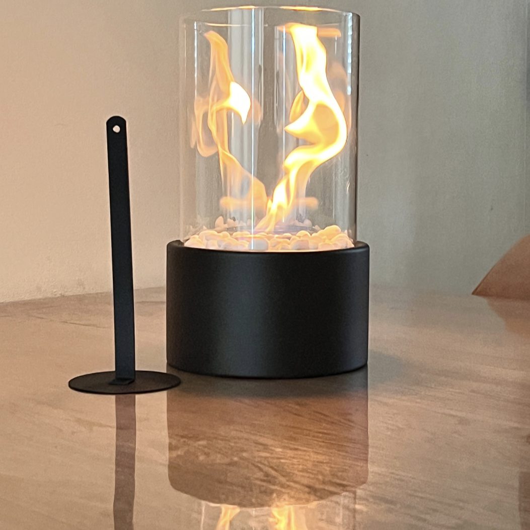 Long-Burning Flame Oil Table Lamp