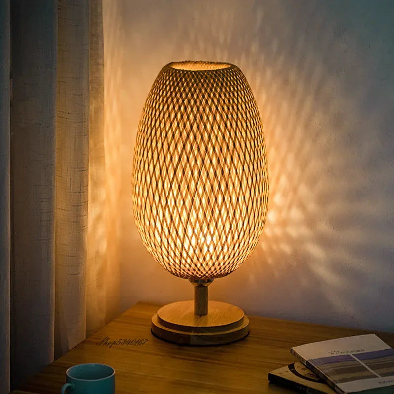 Vintage Bamboo Accent Table Lamp