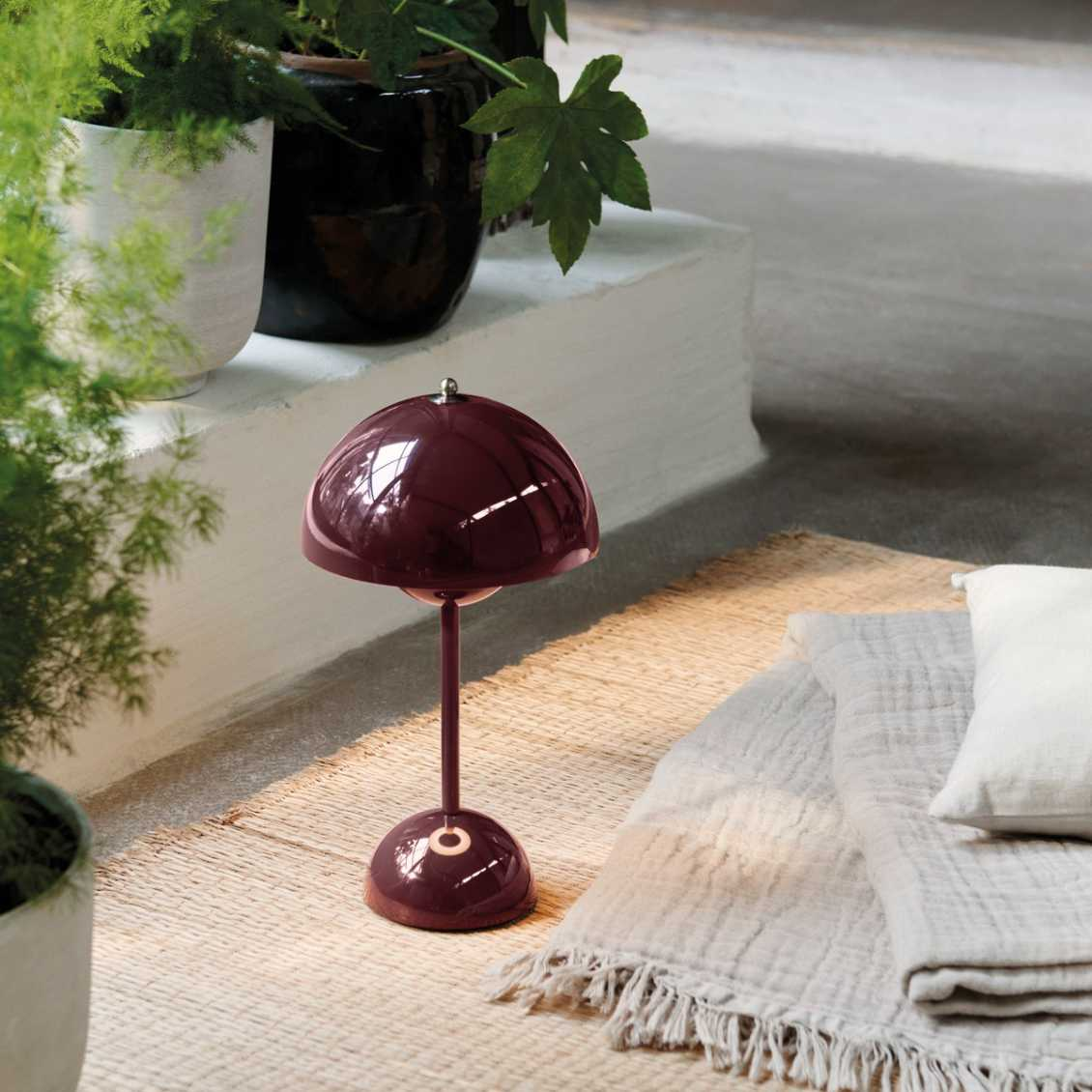 Ambient Glow LED Table Lamp